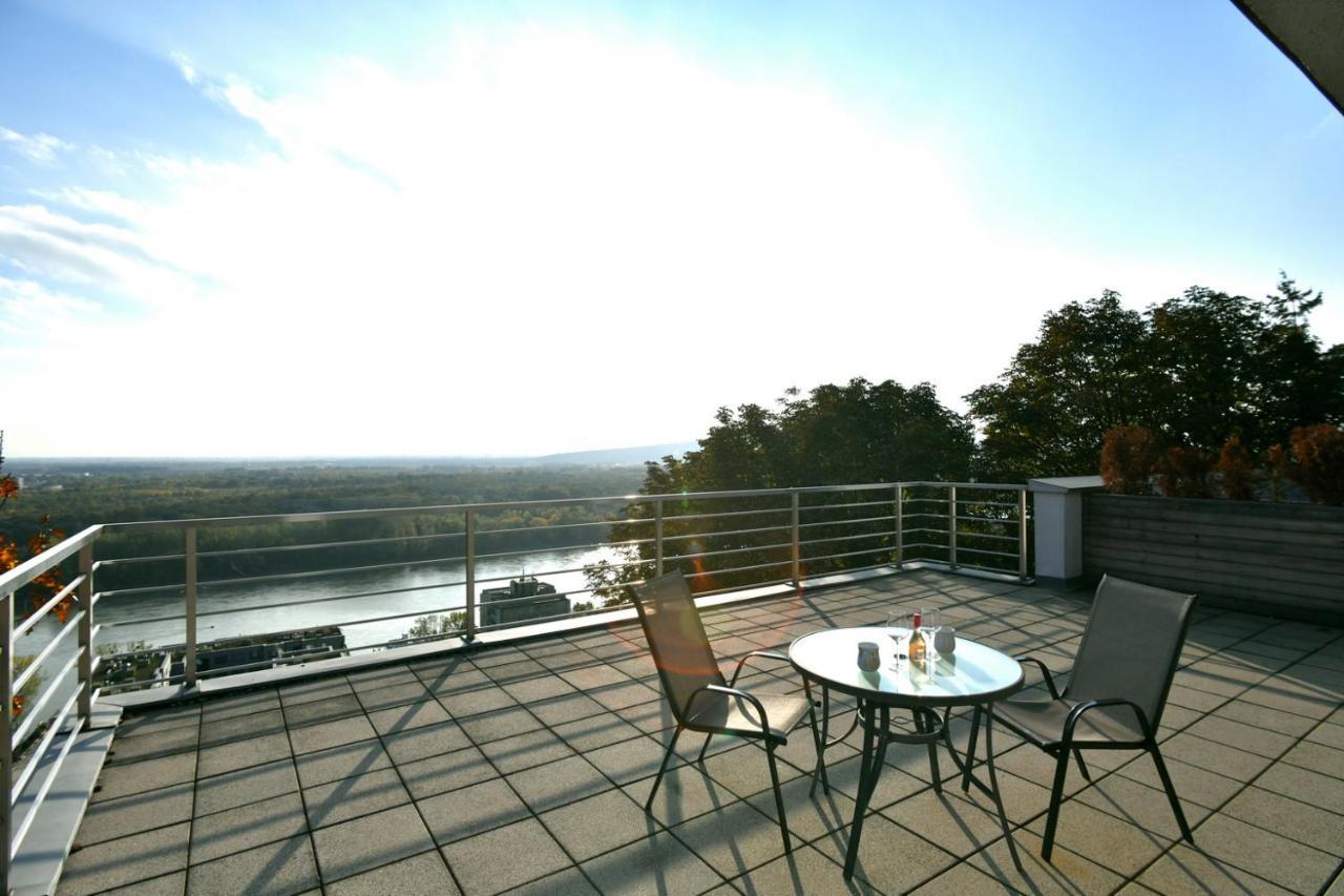 River View Apartments Hotel 브라티슬라바 외부 사진