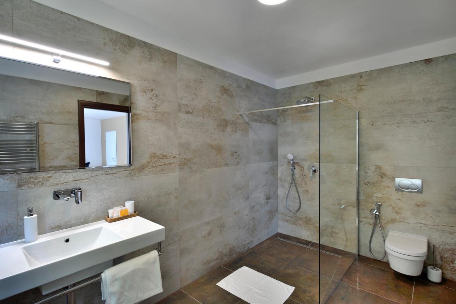River View Apartments Hotel 브라티슬라바 외부 사진