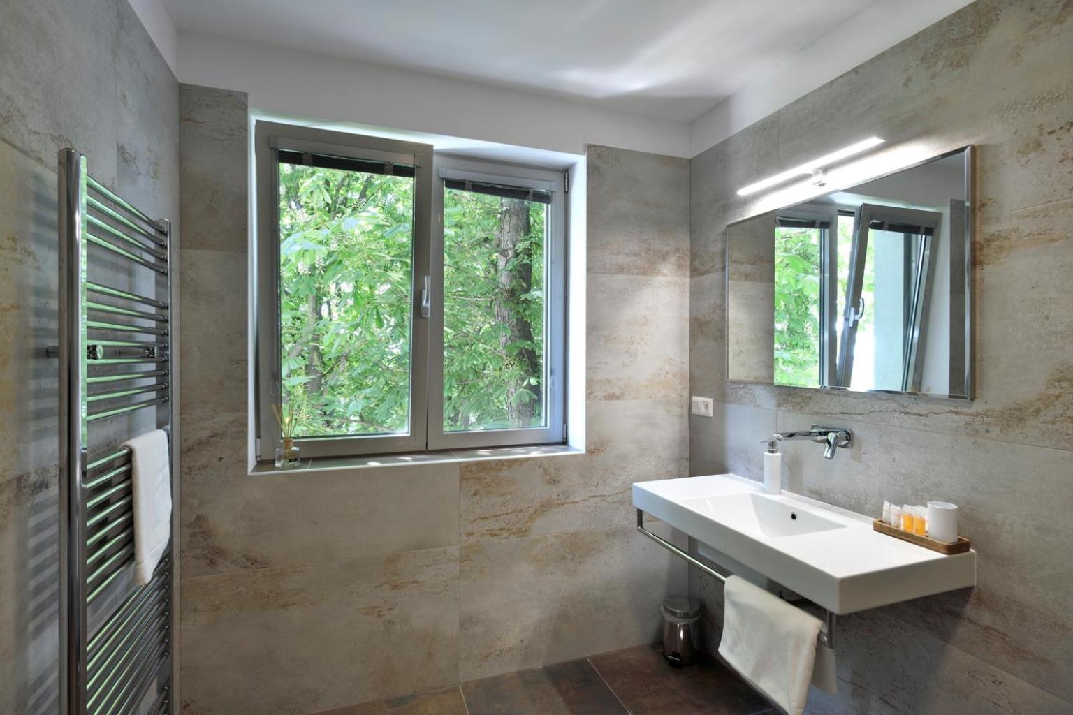 River View Apartments Hotel 브라티슬라바 외부 사진