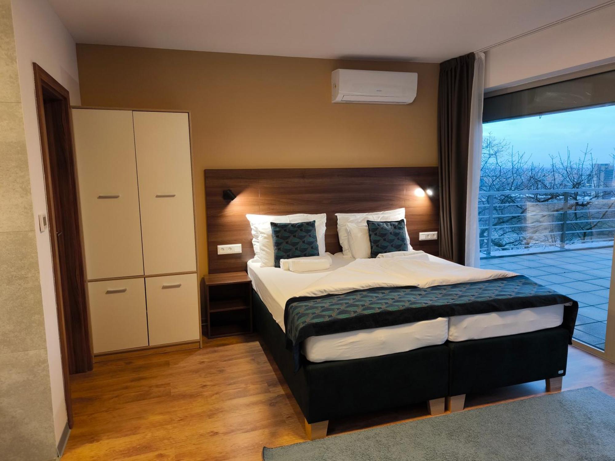 River View Apartments Hotel 브라티슬라바 외부 사진