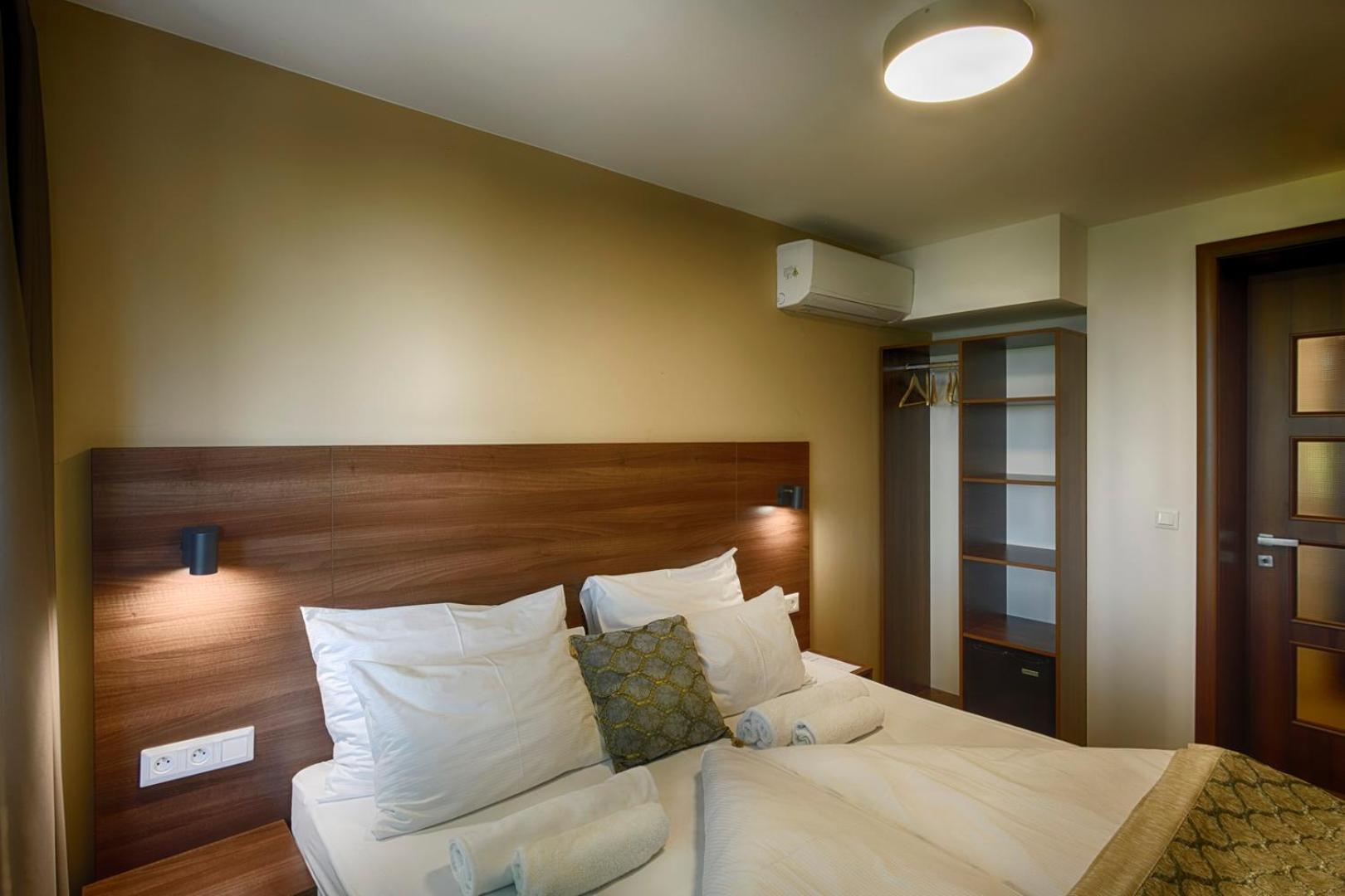 River View Apartments Hotel 브라티슬라바 외부 사진